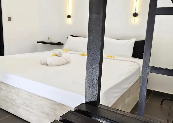 Hostal Avebodi Surf And Share *