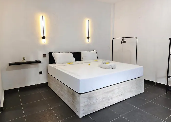 Avebodi Surf And Share Hostal